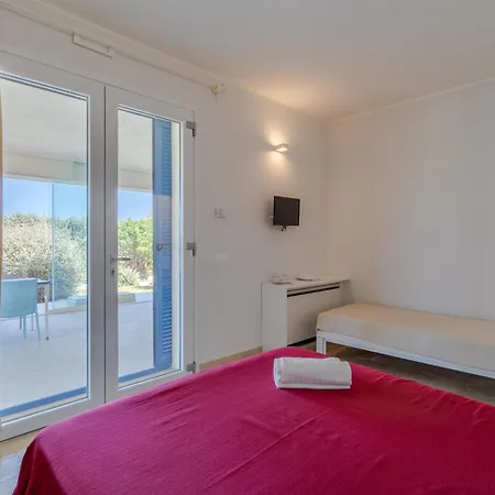 Melus Maris Villa Syracuse